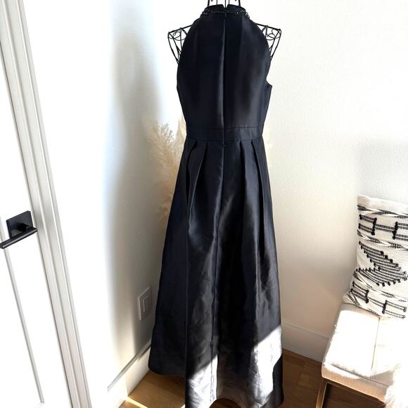 Adrianna Papell Black Satin Beaded Mesh V-Neck Evening Gown Size 4P - Picture 4 of 11